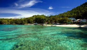 Jelajahi Keajaiban Alam Aceh: Destinasi Wisata Populer yang Memukau