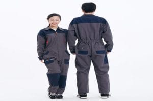 Wearpack Otomotif Perlindungan Esensial untuk Profesional Industri