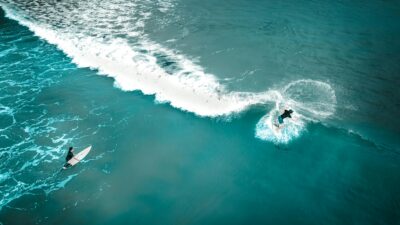 Surfing (Pok Rie)