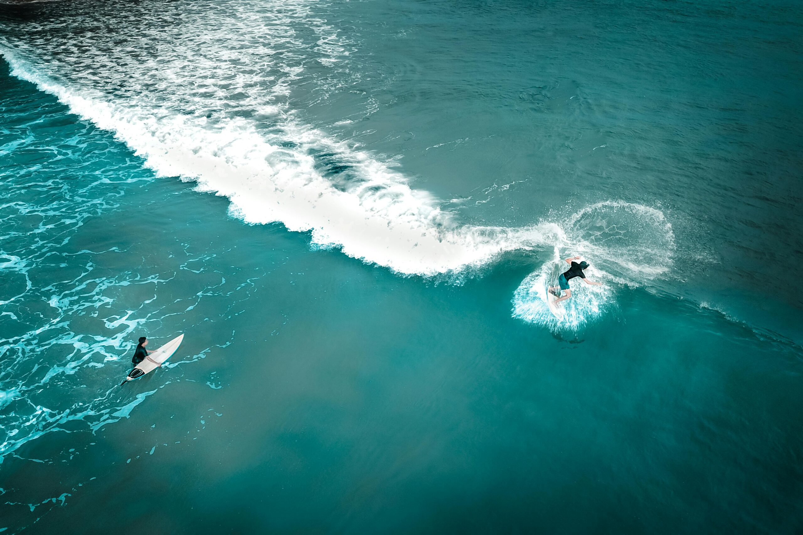 Surfing (Pok Rie)