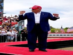 Nilai Dolar Meningkat Pasca Percobaan Pembunuhan Mantan Presiden AS Donald Trump: Dampak di Asia