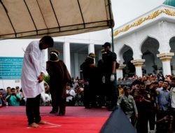 Menilik Efektivitas Hukum Cambuk di Aceh dalam Menegakkan Syariat Islam