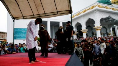 Menilik Efektivitas Hukum Cambuk di Aceh dalam Menegakkan Syariat Islam