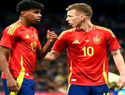 Lamine Yamal jadi starter termuda di final Euro, pecahkan rekor Pele.