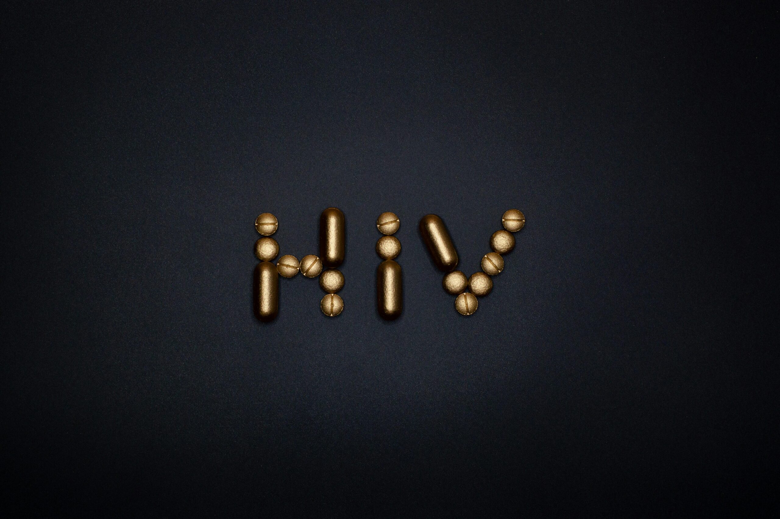HIV (Miguel Á. Padriñán)
