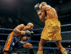 Mike Tyson, Rekor dan Kontroversi dalam Dunia Tinju