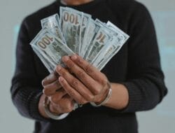 Tom Lembong Divonis 4,5 Tahun Penjara dalam Kasus Impor Gula