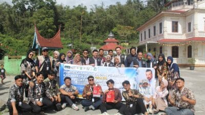 Mahasiswa KKN UNAND bersama PERDAMI Sumbar menyelenggarakan Pemeriksaan Mata