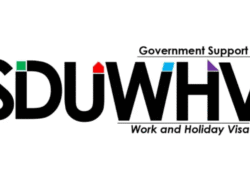 SDUWHV Imigrasi Dibuka Lagi, Antrean Padat; Pemohon Sumatra Diimbau Siapkan Dokumen