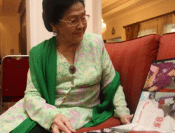 Istri Wapres ke-4 Umar Wirahadikusumah Wafat