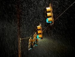 BMKG Peringatkan Hujan Lebat di Sumbar, Warga Diminta Waspada Malam Hari