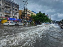 Bedah Editorial: Puncak Musim Hujan di Sumatra, Siap Drainase Kota?