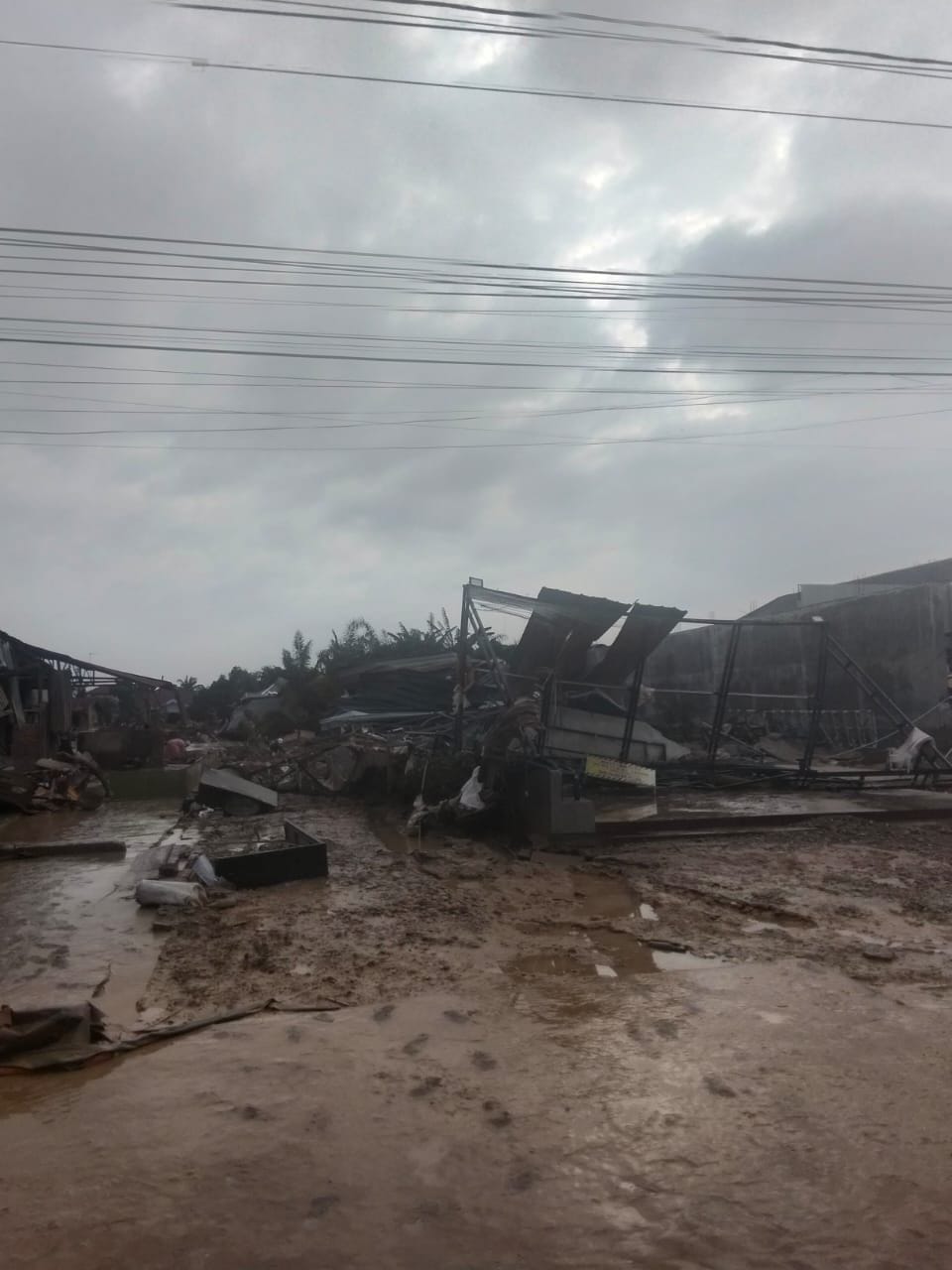 Banjir longsor Agam 74 meninggal