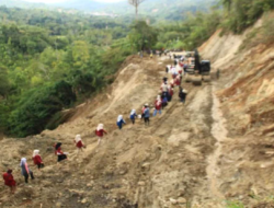 Dusun Pinang Balirik Masih Terisolir