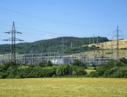 Tarif Listrik Triwulan I 2026 Tidak Naik, Ini Dampaknya di Sumatra