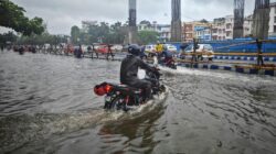 Tanggap darurat banjir (Dibakar Roy)