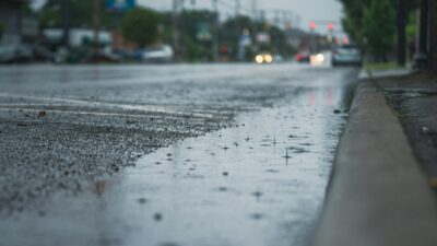 Palembang Waspada Petir, Sumsel Hujan Menengah