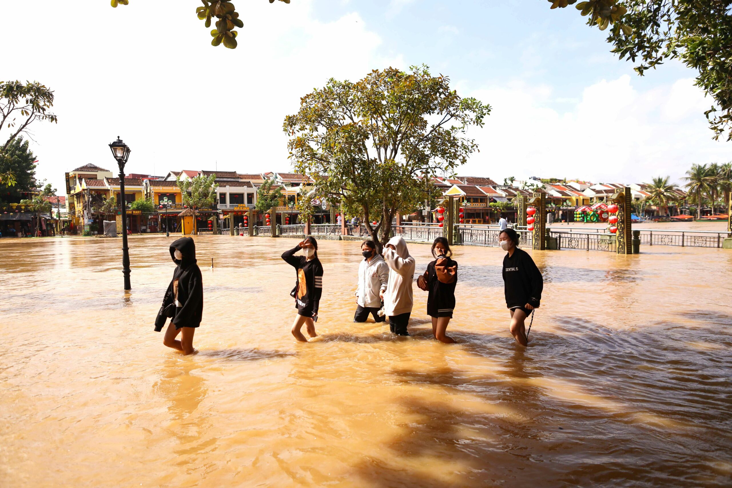 Banjir Muara Enim (Lâm Trần)