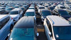 Industri Otomotif (Tom Fisk)