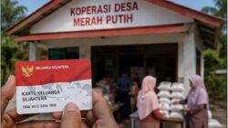 Pemerintah Siapkan Penyaluran Bansos melalui Koperasi Desa Merah Putih