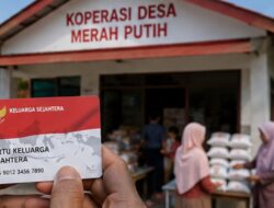 Pemerintah Siapkan Penyaluran Bansos melalui Koperasi Desa Merah Putih