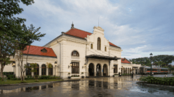 Presiden Resmikan Revitalisasi Stasiun Semarang Tawang, Fasad Bersejarah Dipulihkan