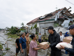 Cuaca Ekstrem di Medan Rusak 307 Rumah, Bantuan Pangan Disalurkan ke Warga