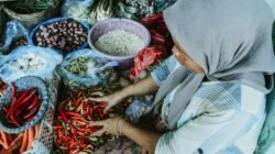 Ilustrasi pasar bahan pangan di Indonesia