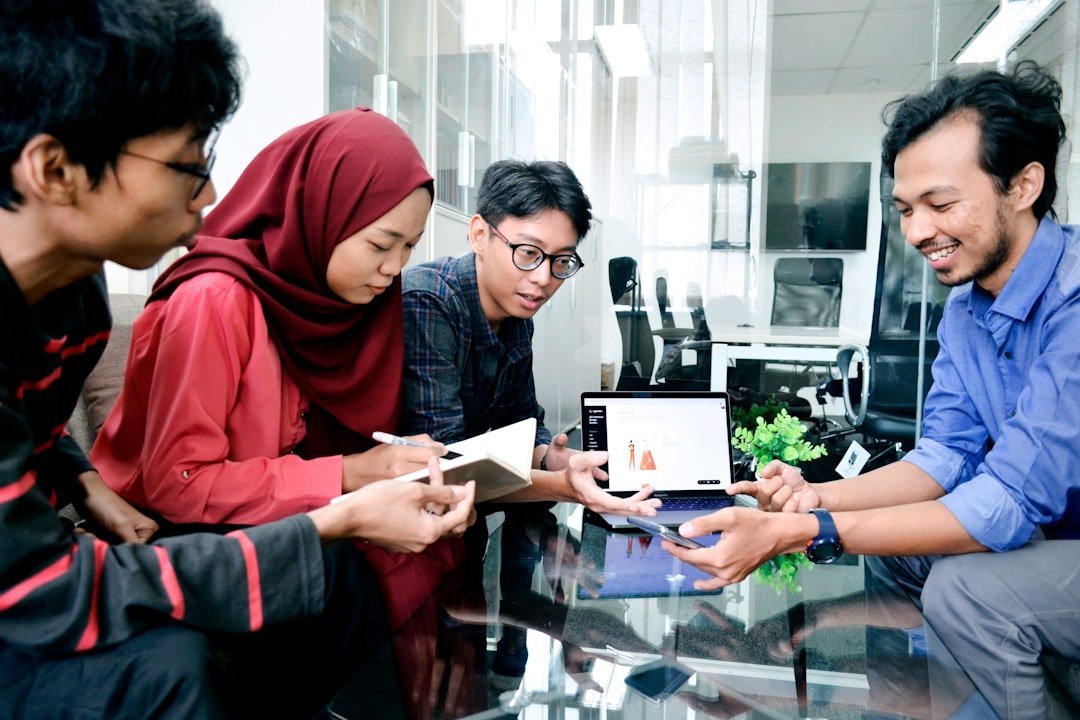 Ilustrasi kegiatan riset dan inovasi perguruan tinggi untuk berita USU