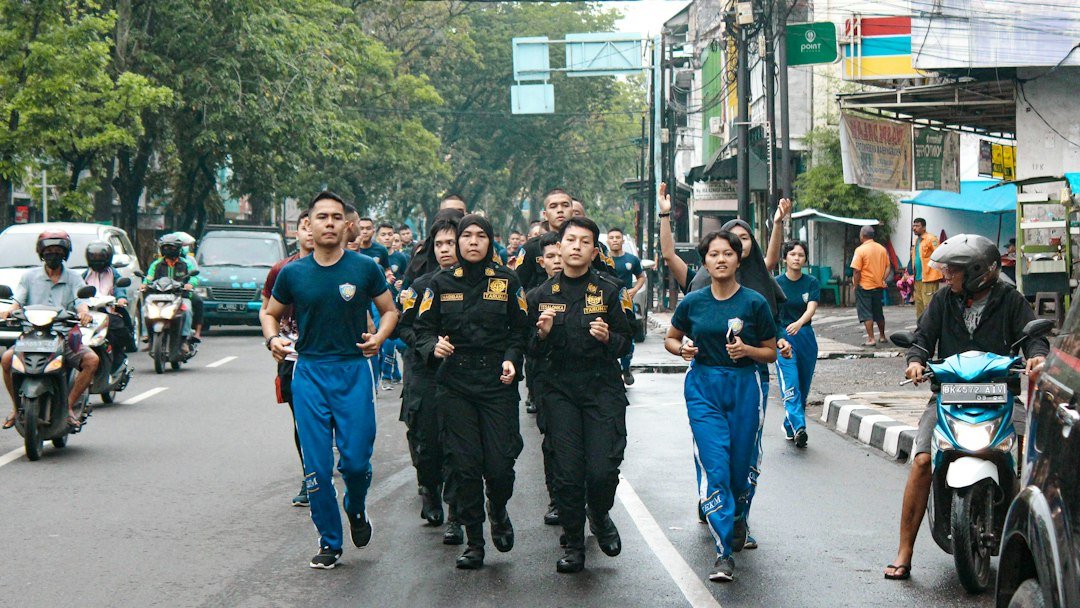 Ilustrasi aparat di Indonesia. Foto: Jonathan Pangaribuan/Unsplash